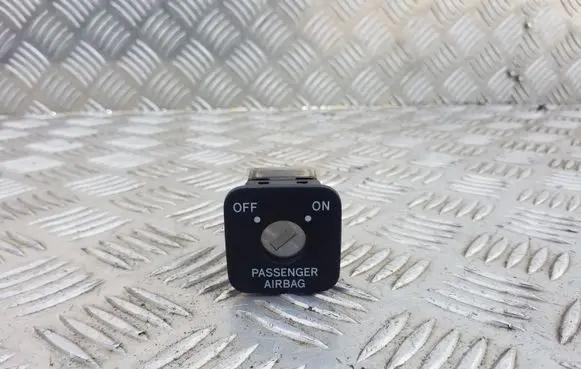Toyota Corolla Verso AR10 Passenger airbag on/off switch 