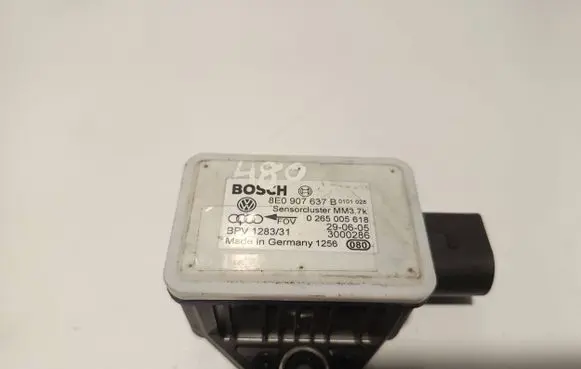 Audi A4 S4 B7 8E 8H ESP acceleration yaw rate sensor 8E0907637B 0265005618