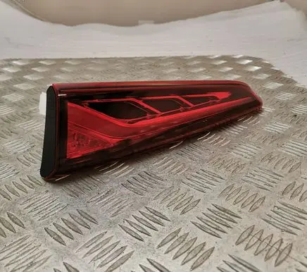 Hyundai Kona I Tailgate rear/tail lights 92404J91