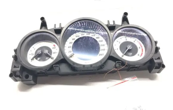 Mercedes-Benz E W212 Speedometer (instrument cluster) A2129002629