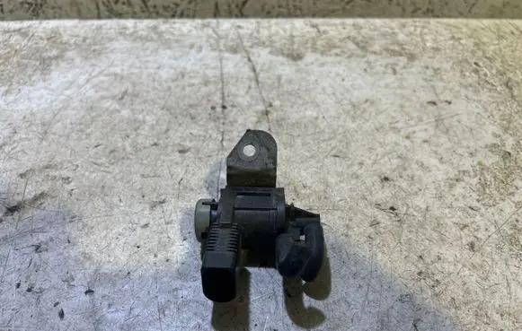 Volkswagen Caddy Turbo solenoid valve 1K0906283A