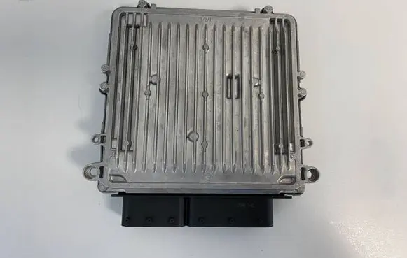 Mercedes-Benz CLS C219 Engine control unit/module A6421507991 1039S14067 0281013495