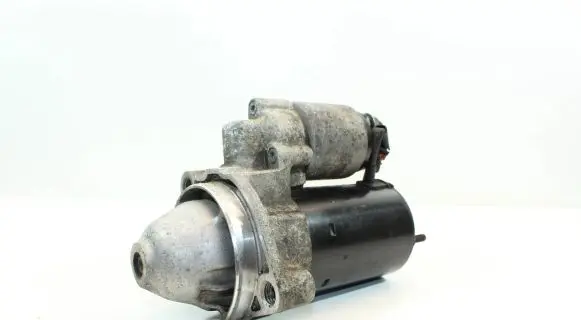 Audi A6 S6 C6 4F Starter motor 06B911023B 0001107446