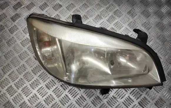 Opel Zafira A Headlight/headlamp 90582022 67716821