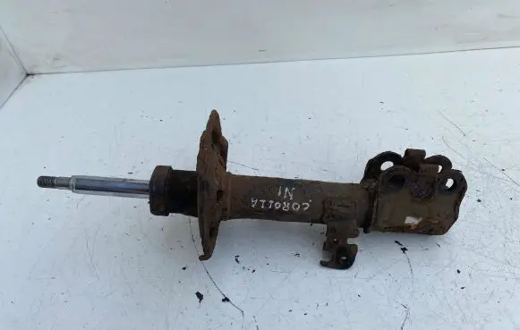 Toyota Corolla Verso E121 Front shock absorber/damper