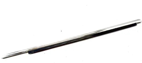 Volvo 760 Front door glass trim molding