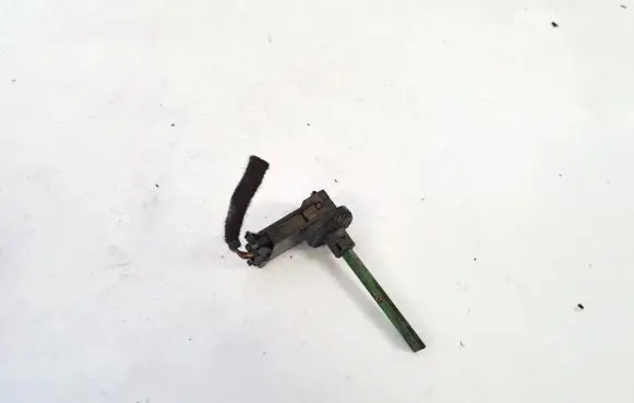 Volkswagen PASSAT B6 Interior temperature sensor 4b080539