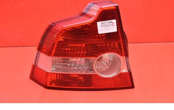 Volvo S40 Rear/tail lights 30678737