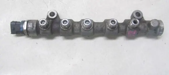 Fuel main line pipe
