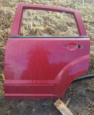 Dodge Caliber Rear door