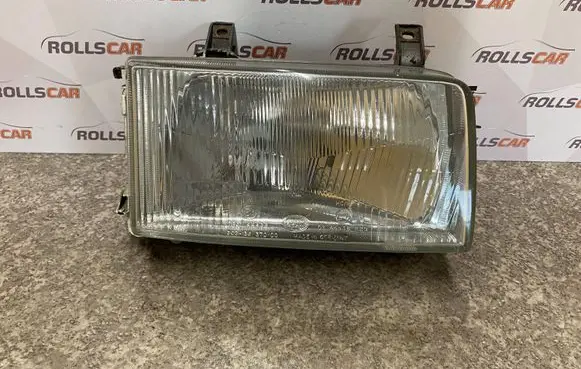 Volkswagen Transporter - Caravelle T4 Headlight/headlamp 0244438