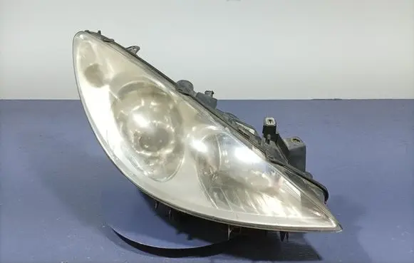 Peugeot 307 Headlight/headlamp 9681832280