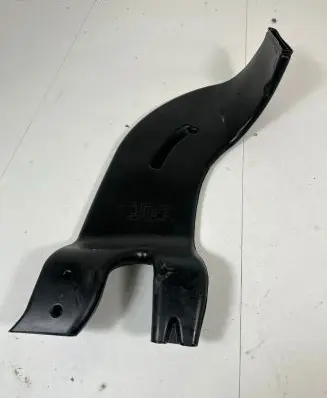 Audi Q3 8U Cabin air duct channel 8U0819801A