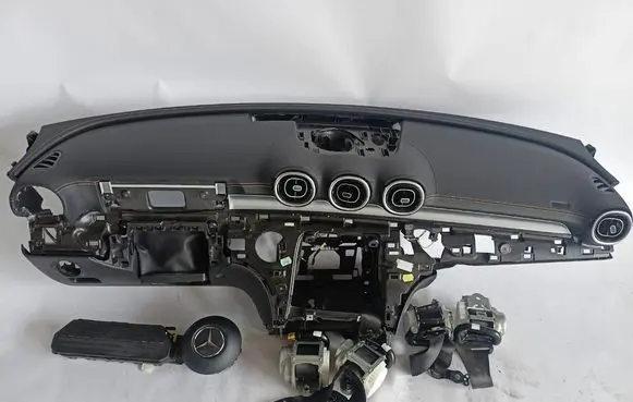 Mercedes-Benz C W206 Dashboard A206