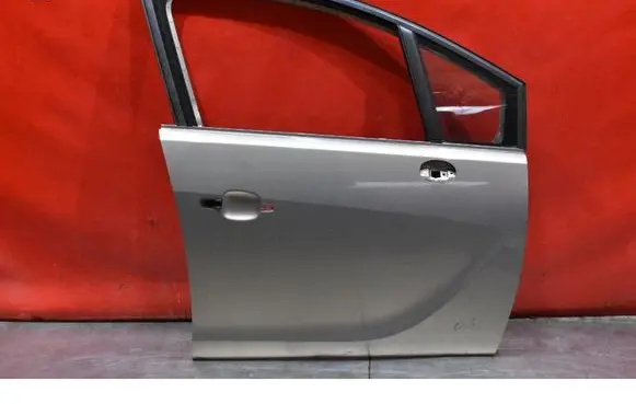 Opel Meriva A Front door 