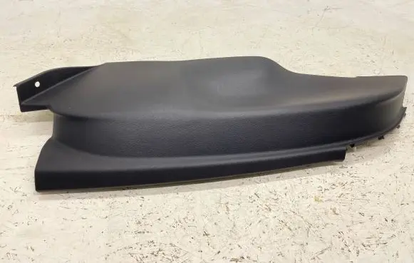 Volkswagen Tiguan Rear seat side top trim 5N0867765
