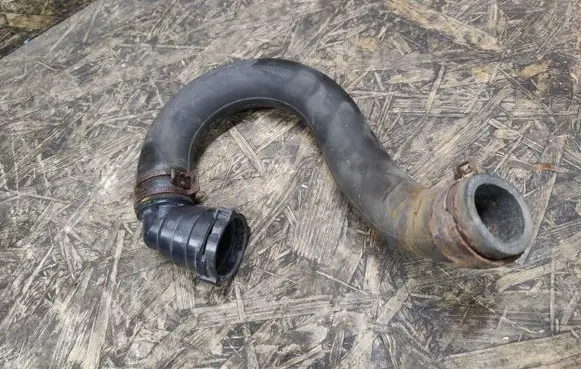 Honda Element Engine coolant pipe/hose