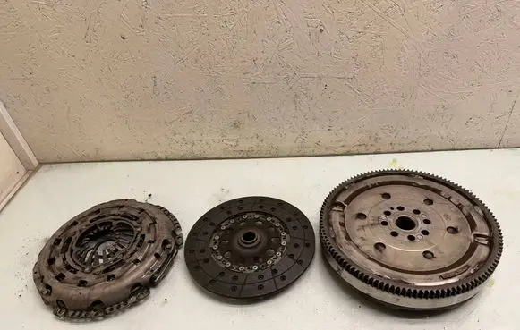 Mazda 6 Clutch set kit SH0116410 SH0216460 KA052