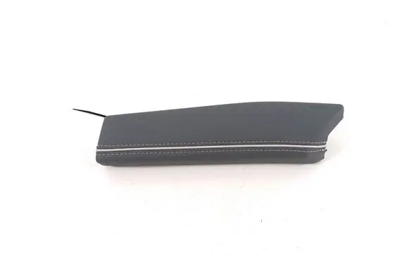 Volkswagen PASSAT B9 Panel trim 3J1858019A