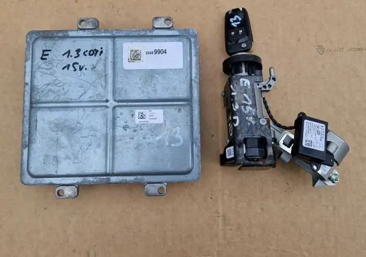 Opel Corsa E Engine control unit/module ECU 55489904 13504286 13446126