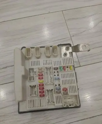 Renault Megane IV BSM Control unit 8200481866
