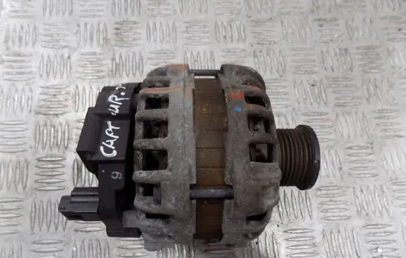 Renault Captur Generator/alternator 231008593R