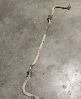 Mitsubishi Endeavor Rear anti-roll bar/sway bar 