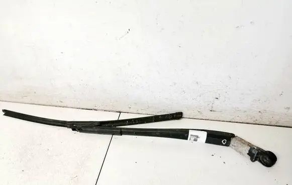 Honda Civic Front wiper blade arm
