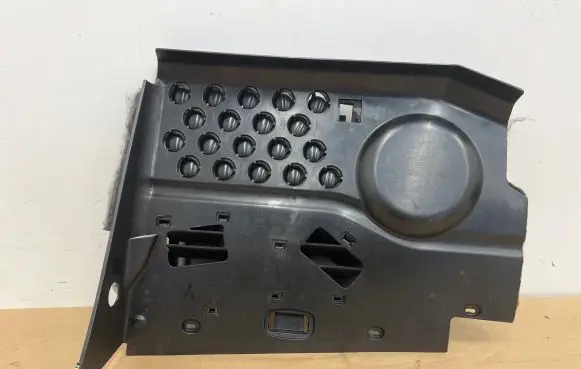 Dashboard lower bottom trim panel