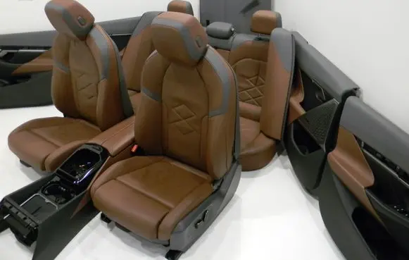 BMW i5 G60 Seat set 