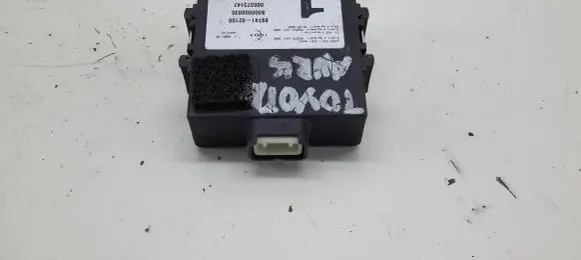 Toyota Auris 150 Door control unit/module 8974102100 000373147