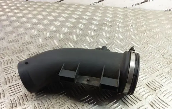 BMW X3 F25 Air intake hose/pipe 1056367S01