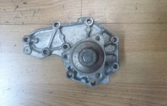 Volvo 460 Water pump