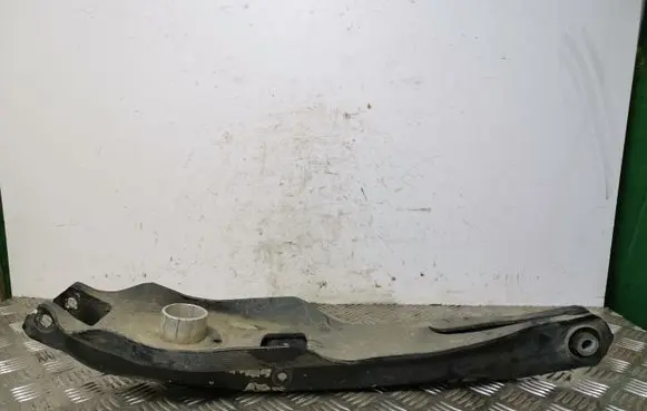 Jeep Cherokee Rear control arm