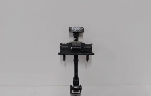 Peugeot 3008 II Front door check strap stopper 