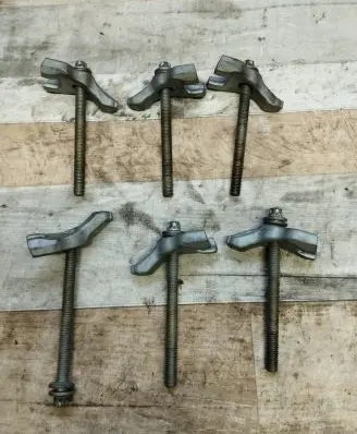 BMW 7 F01 F02 F03 F04 Fuel Injector clamp holder