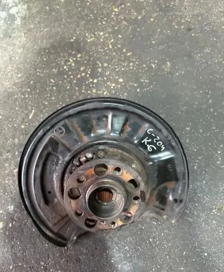 Mercedes-Benz C W204 Rear wheel hub