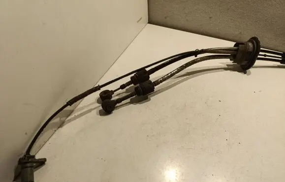 Peugeot Expert Gear shift cable linkage 9613266B