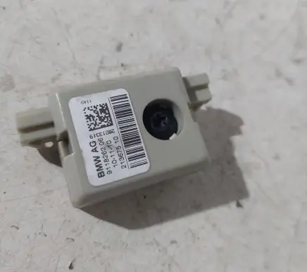 BMW 5 F10 F11 Antenna control unit 911826206