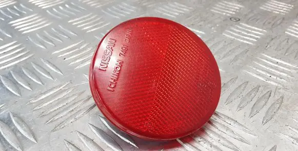 Nissan X-Trail T31 Rear tail light reflector