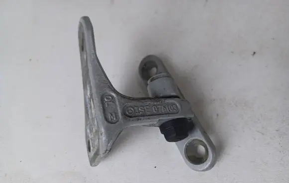 Mercedes-Benz SL R230 Rear door upper hinge ISE0703