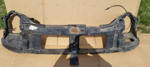 Renault Laguna II Radiator support slam panel