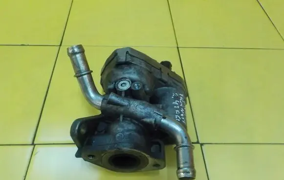 Ford Transit EGR thermostat 3SP104 E01C60A4846D462BAE