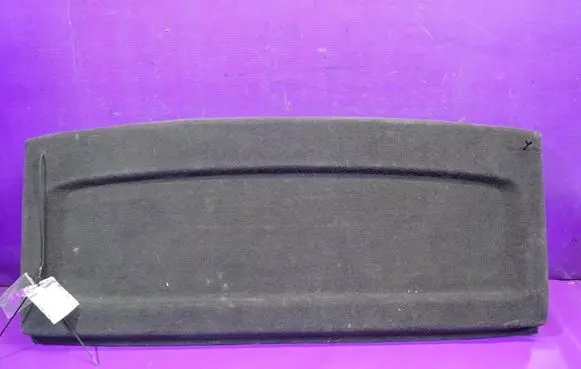 Volkswagen Polo IV 9N3 Parcel shelf