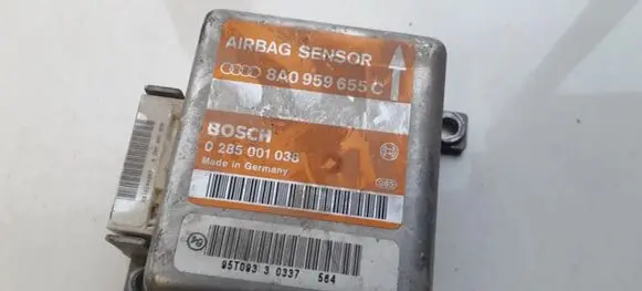 Audi A4 S4 B5 8D Airbag control unit/module 8a0959655c 0285001038