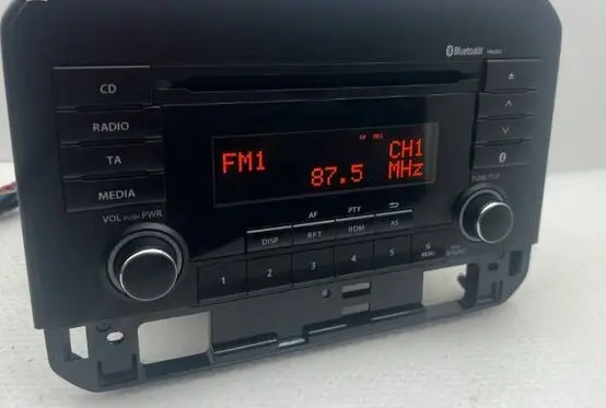 Suzuki Ignis Radio/GPS head unit trim FA0100221A A71601 CQ-JZ06F1JT