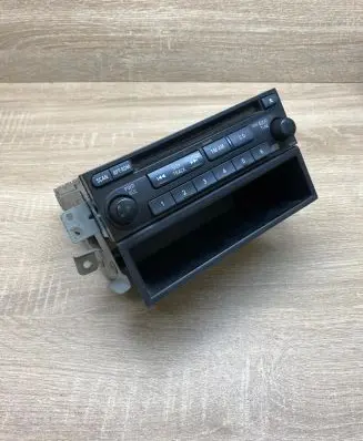 Mitsubishi Galant IX Radio/CD/DVD/GPS head unit MR306775