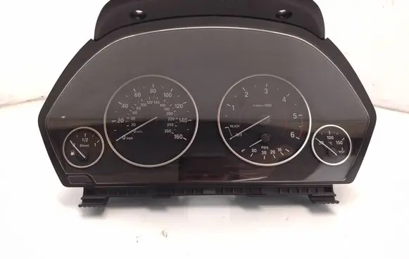 Speedometer (instrument cluster)