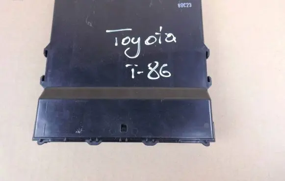 Toyota Corolla E210 E21 Engine control unit/module 8998102200