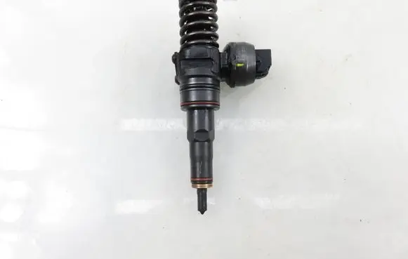 Ford Galaxy Fuel injector 0414720036 038130073AH